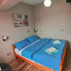 Elisabet Apartamento